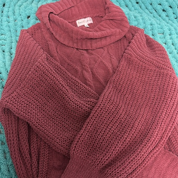 Pink Sweater with Knit Design - Picture 3 of 4